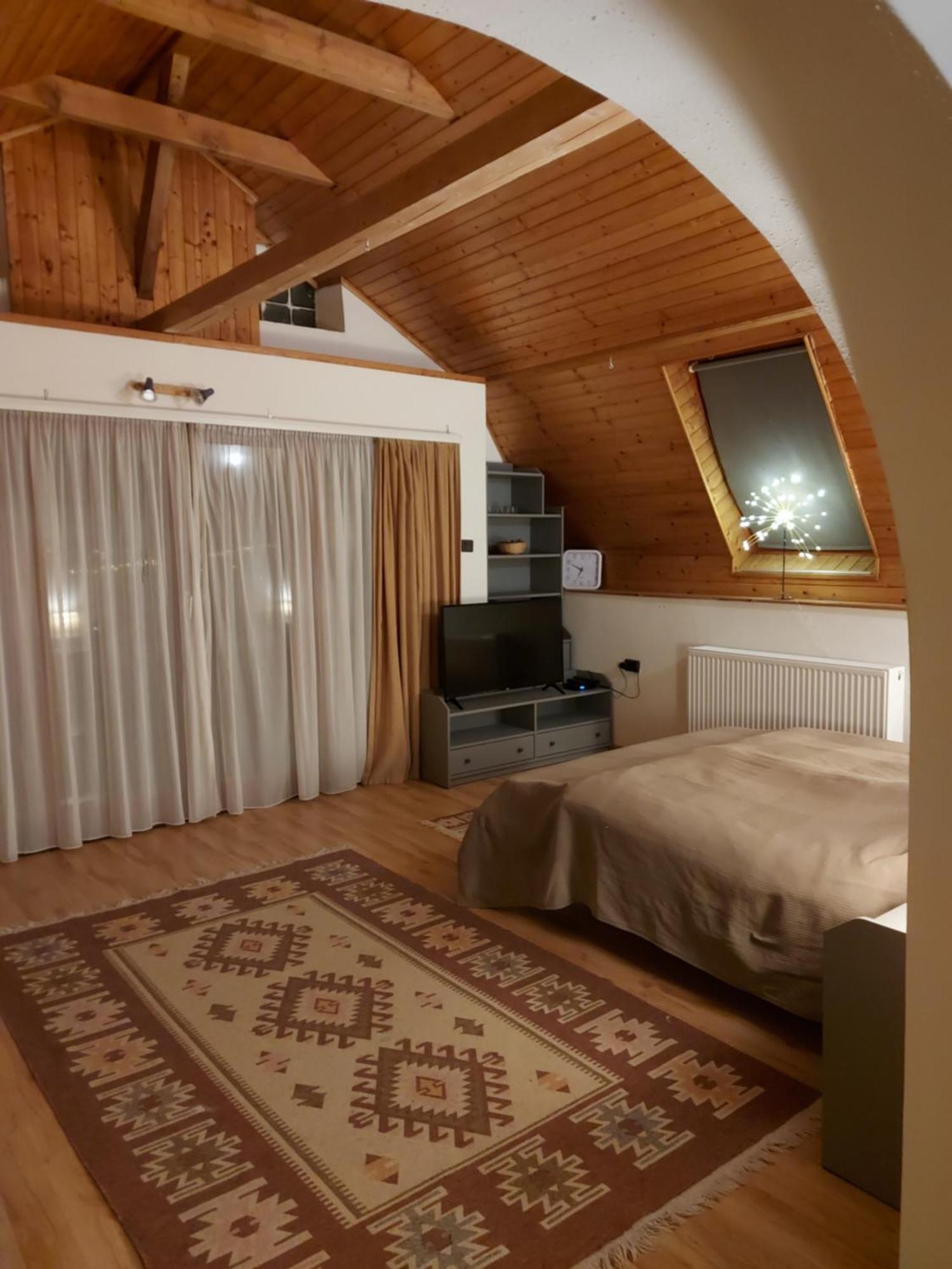 Attila-Apartman Budaoers Exterior foto